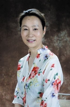 电影《大声呼喊你回来(2007 邵兵 饰 戴娇倩 饰 张镝 饰 奚美娟