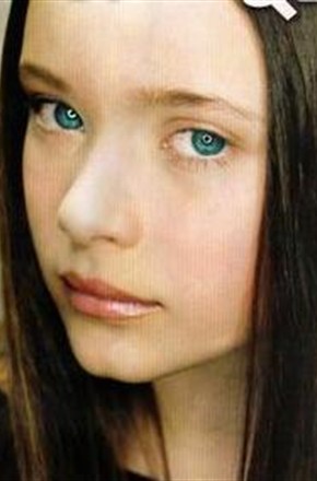 明星 玛丽安·弗蒂尔 演员   女  水瓶座  1993-01-22  加拿大魁北克