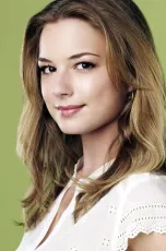 艾米丽·索恩/ Emily Thorne