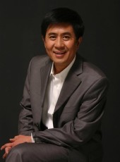 Zhong WeiHua