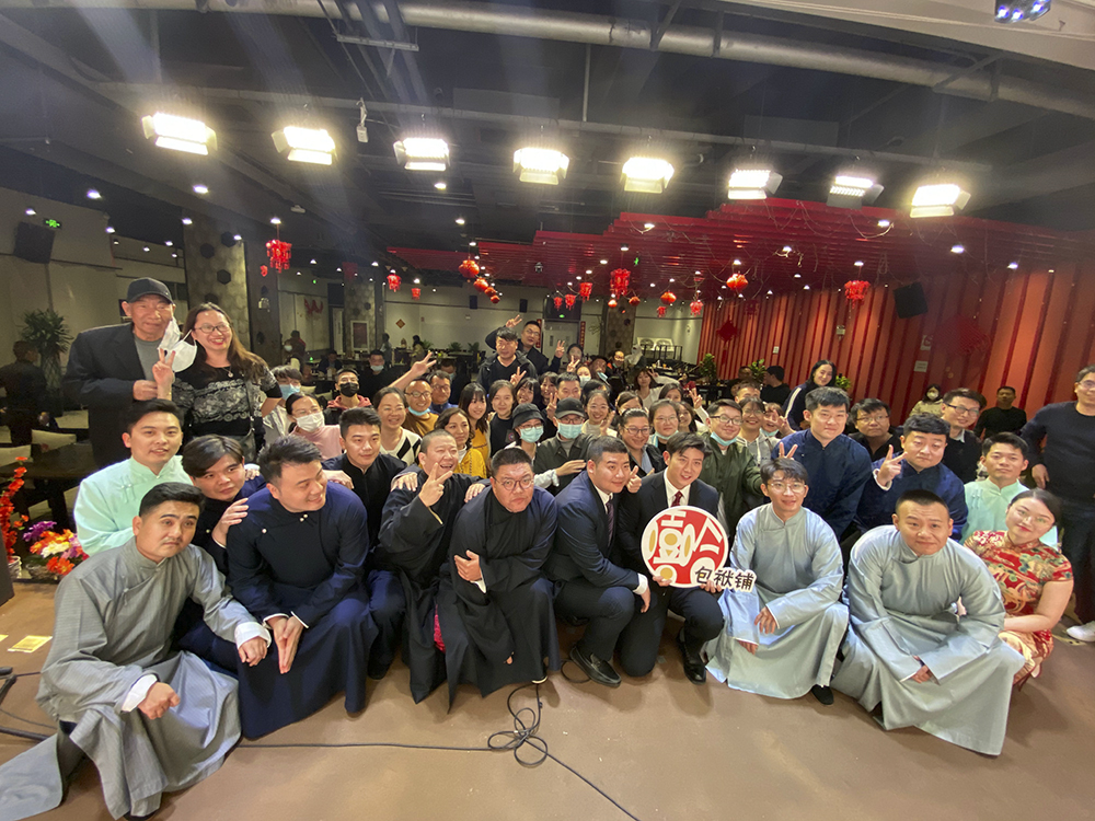 高晓攀尤宪超三沙带队演出 嘻哈包袱铺为驻岛官兵送欢乐