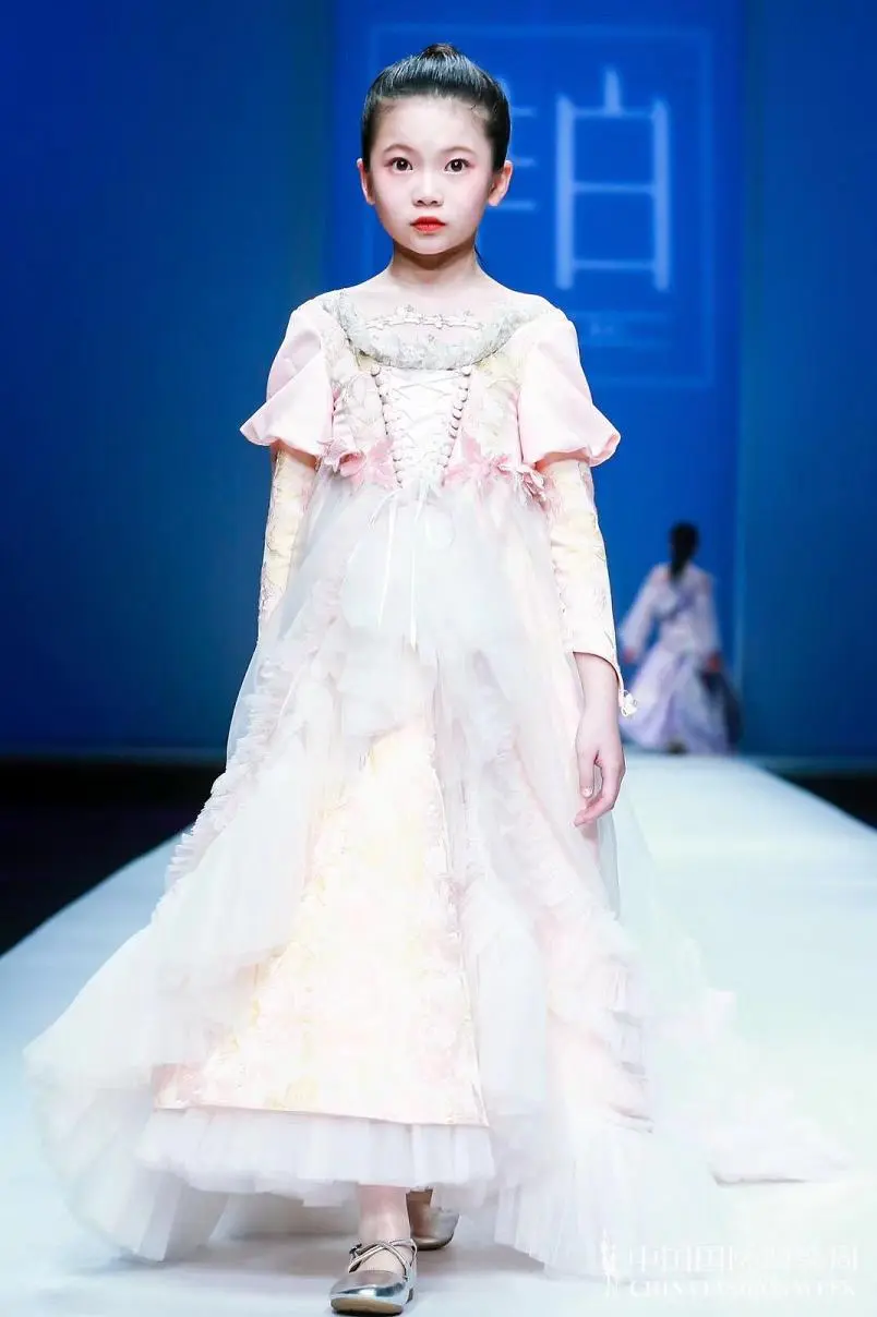 乐模星8位童模 (4).jpg