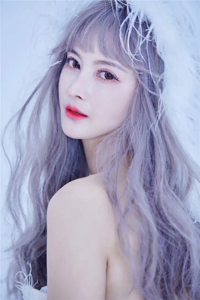 倪薇.jpg 倪薇.jpg