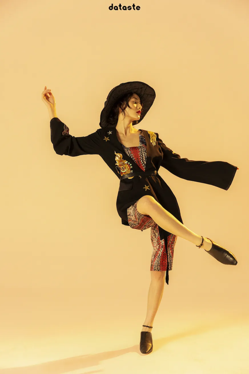 8柴碧云 翩然起舞.jpg