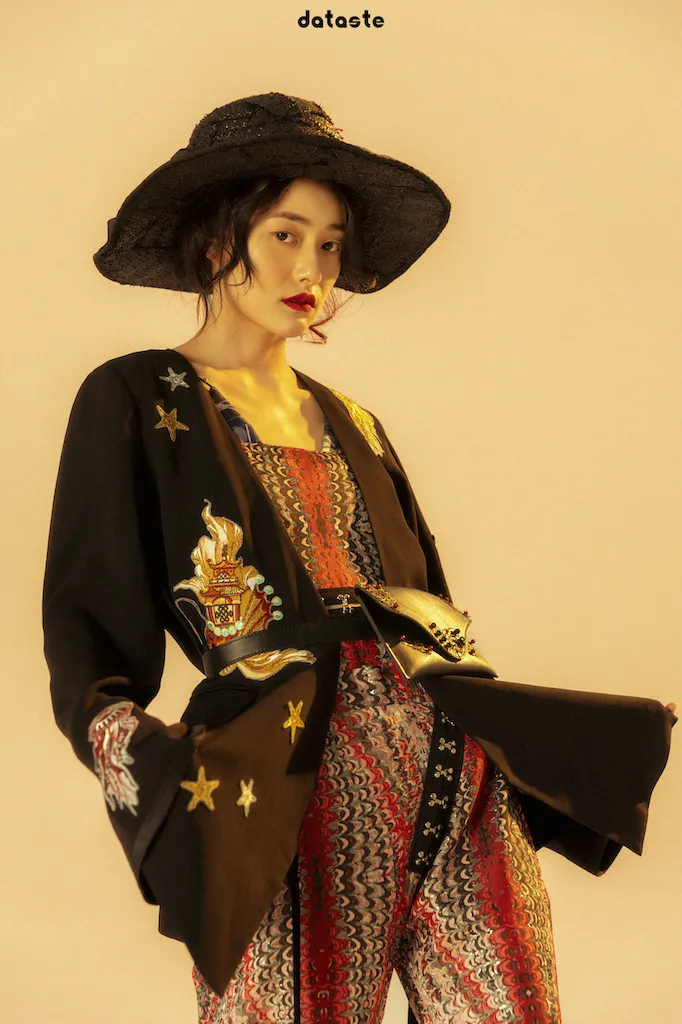 2柴碧云 异域风情.jpg