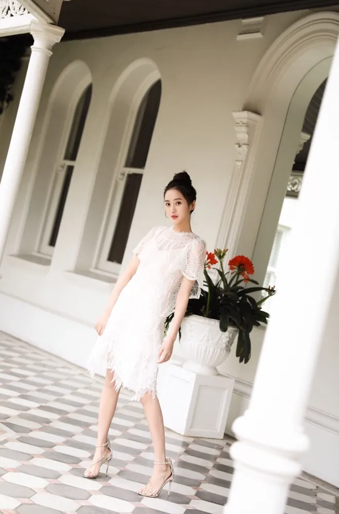Wang Zi Wei. Of a white skirt jpeg