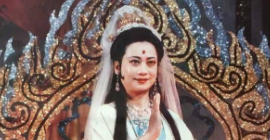 她被誉为《西游记》中“最美观世音”已过古稀之年气质不减当年