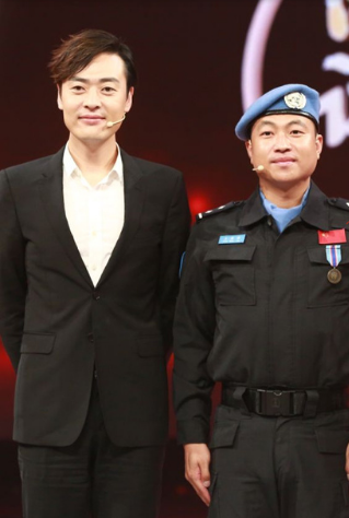 张桐深情朗读发扬阅读文化  网友：深厚的台词功底