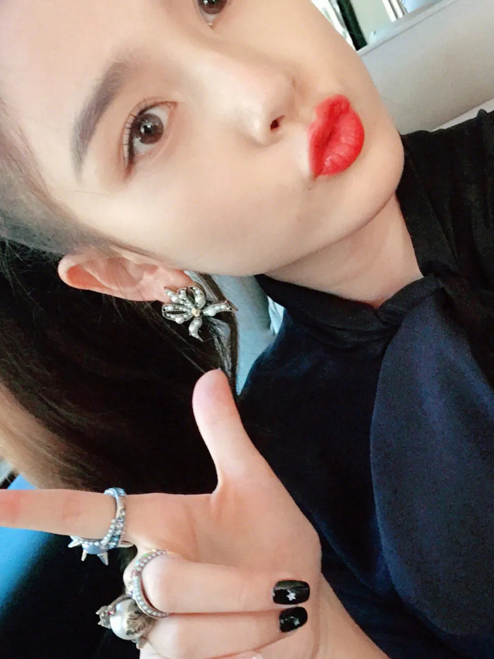 宋祖儿分享美妆“小心机”  发量惊人惹网友羡慕 6.jpg