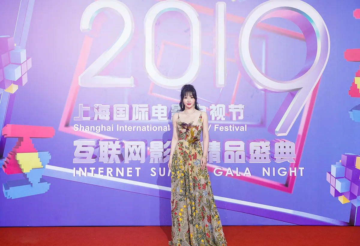  Liu Yan (actress) 红毯亮相艳惊四座1.JPG