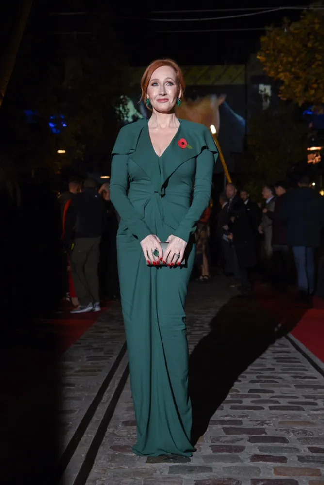 Related story wizarding world creator J.K. rowling makes an elegant appearance. JPG