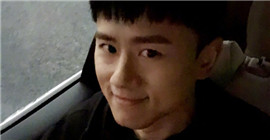 张杰录制《王牌对王牌》缺氧晕倒受伤 还有明星曾因公意外死亡