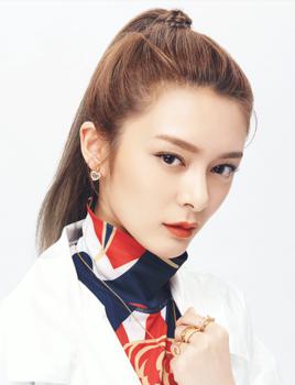 傅菁