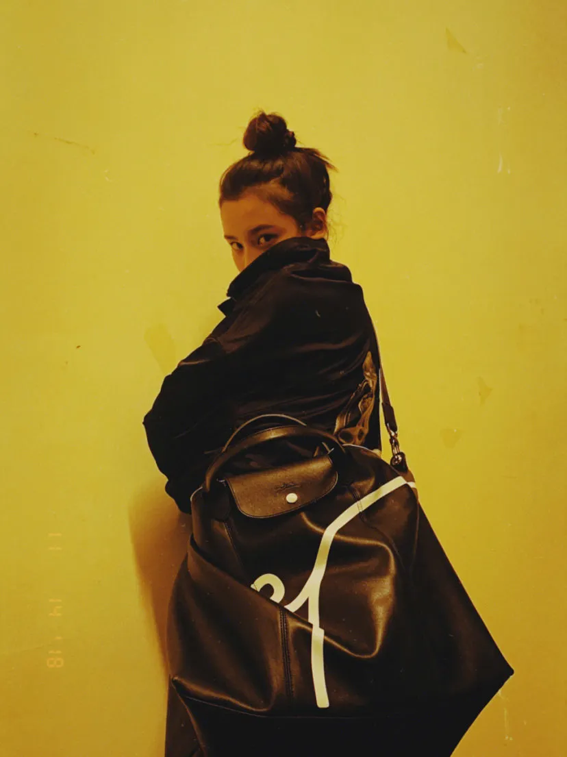 宋祖儿分享北电校园生活   养生少女安利保暖新招 2.jpg