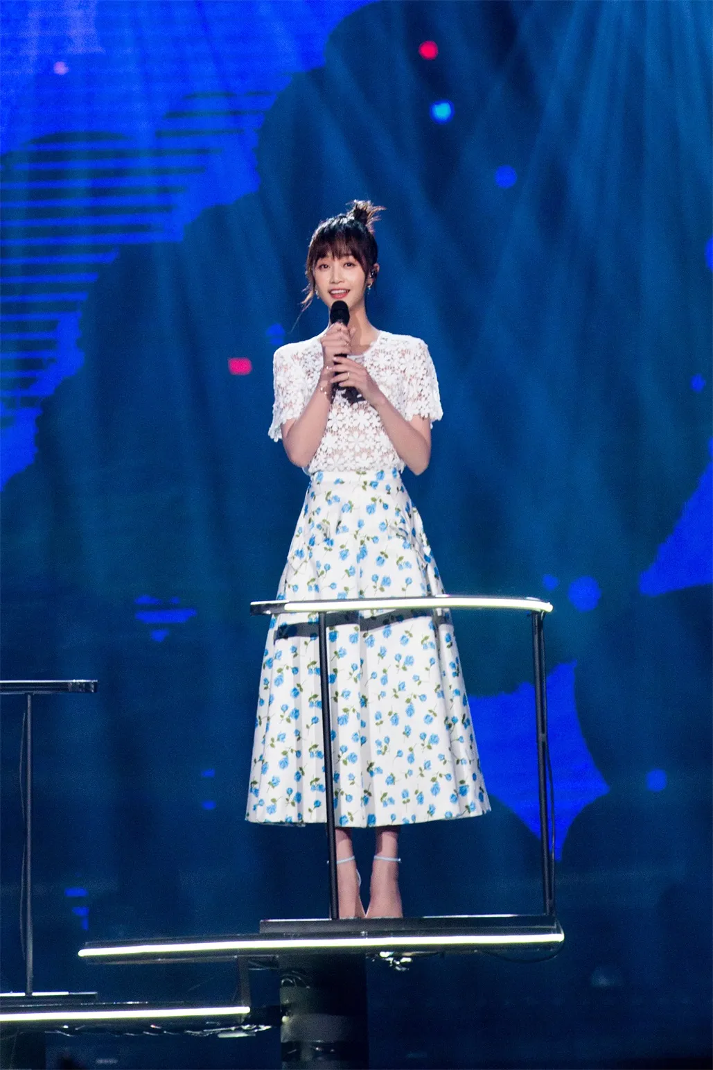 蓝盈莹连刷浙江卫视