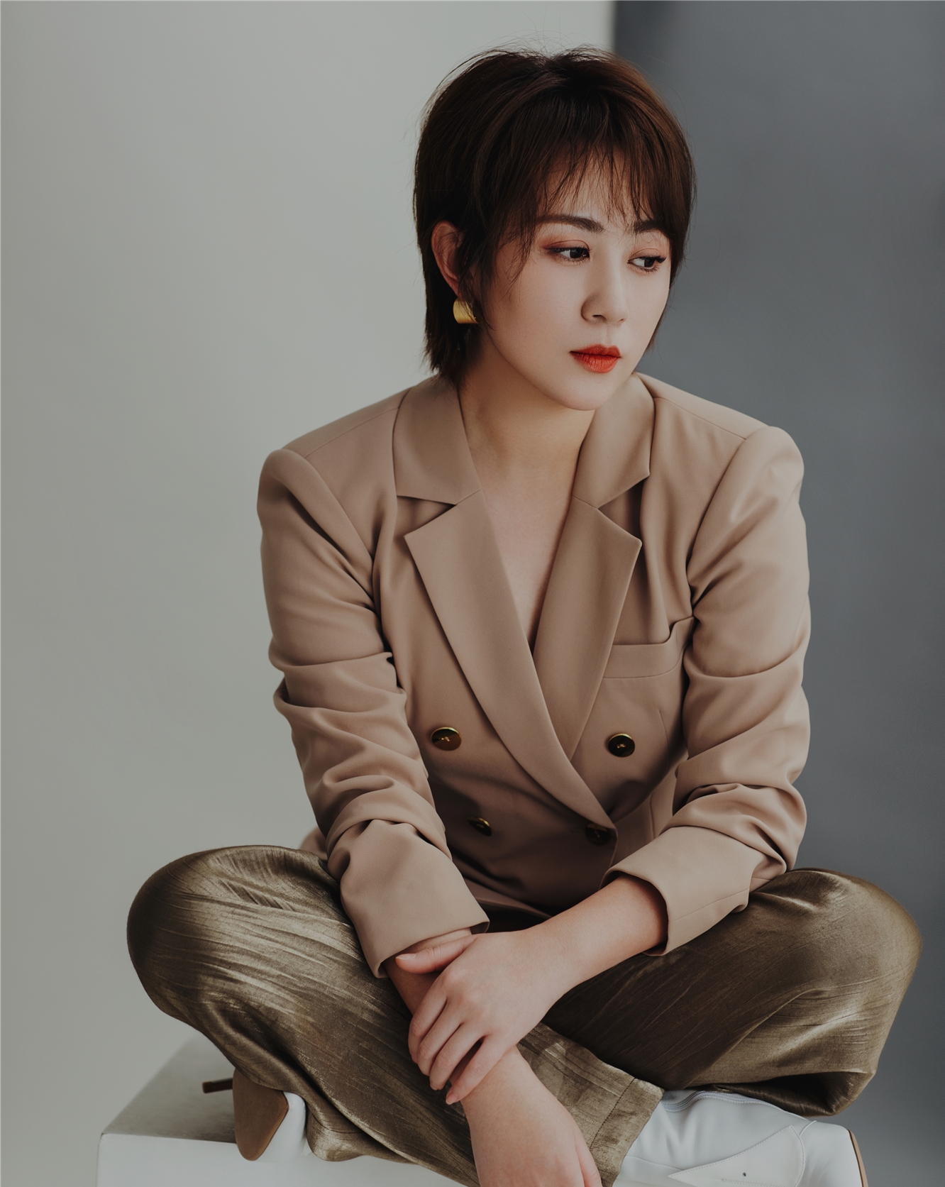 “人间舒女”马丽联名Starthberry跨界玩出新花样 网友：全能女神