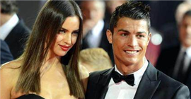 时隔三年C罗仍对伊莲娜旧情难忘 当初因不愿要孩子分手