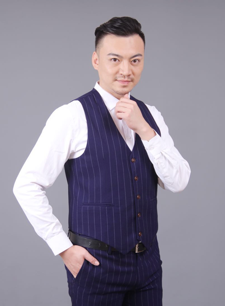 王子君