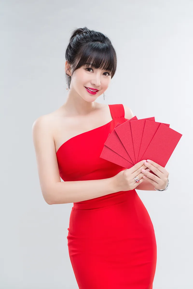  Liu Yan (actress) 笑容甜美眼神清亮.JPG