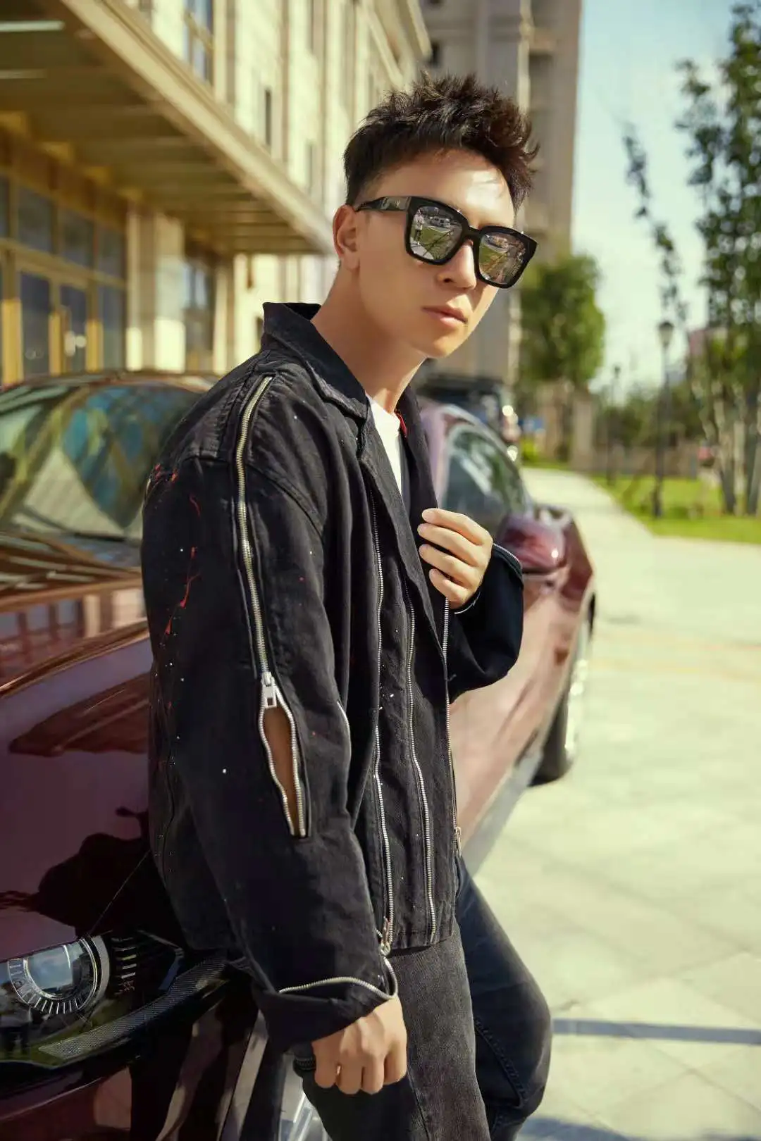 释小龙 帅气.jpg