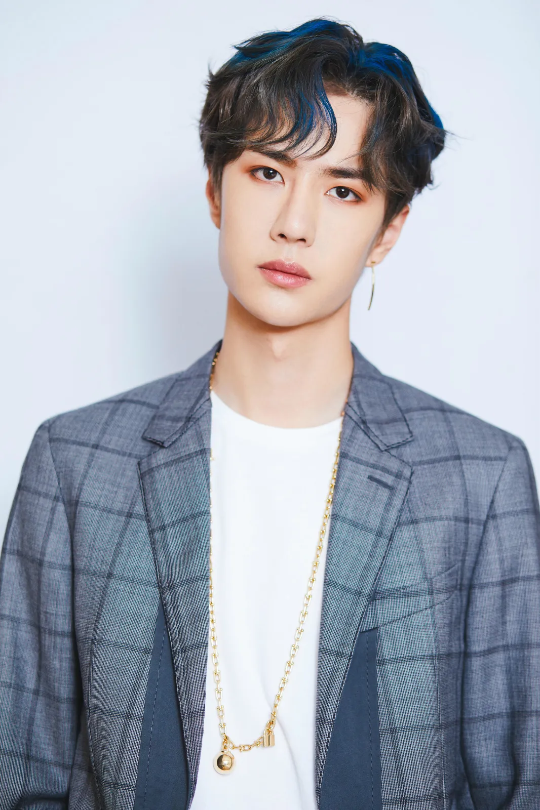 王一博型格满分