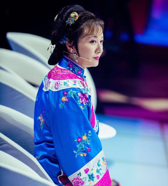 邓婕亮相《王牌对王牌》 观众感叹:宜妃还是这么美!