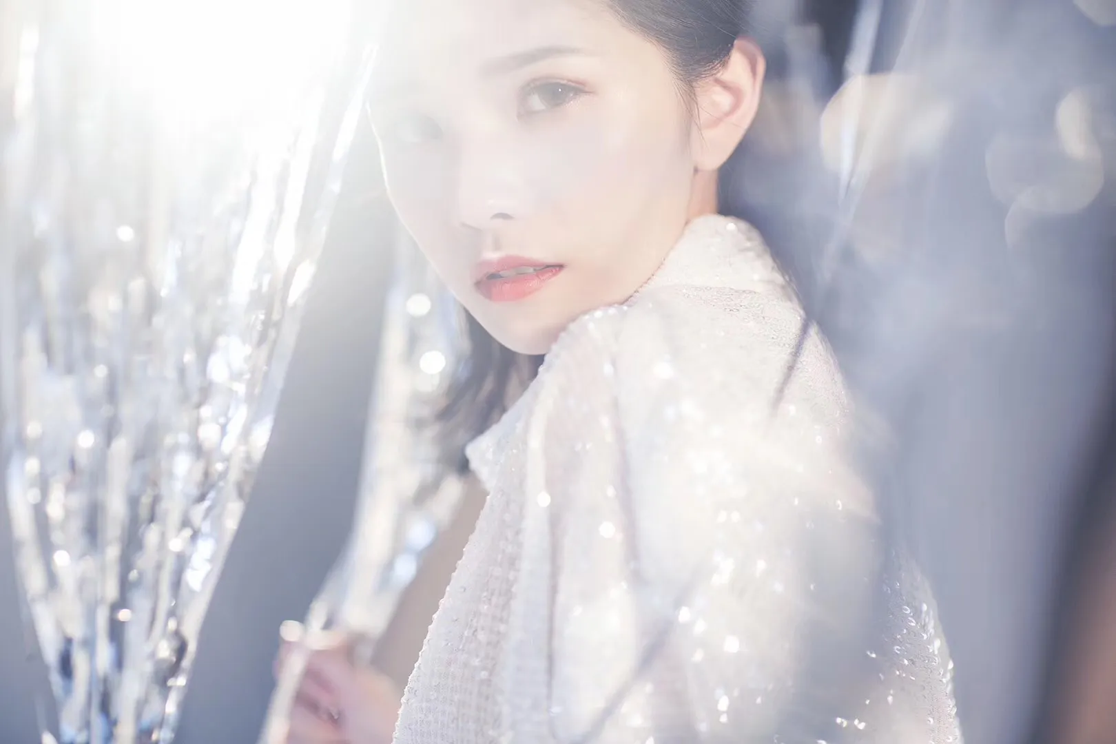 喻可馨微博曬時尚美照  (2).JPG