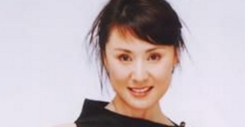 《西游记》里的蟒蛇精 出道25年片约不断 年过五旬风韵犹存