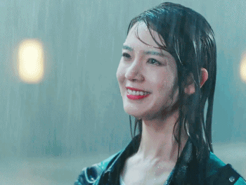 陈瑶哭戏美图刷屏 网友美颜召唤雨中c位出道