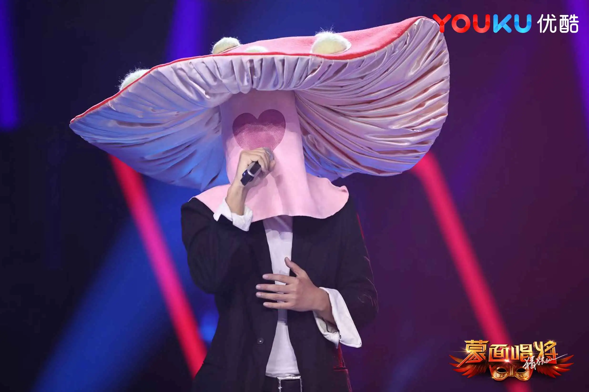 Related story youku masked singing will guess guess singer 'mushrooms'.jpg