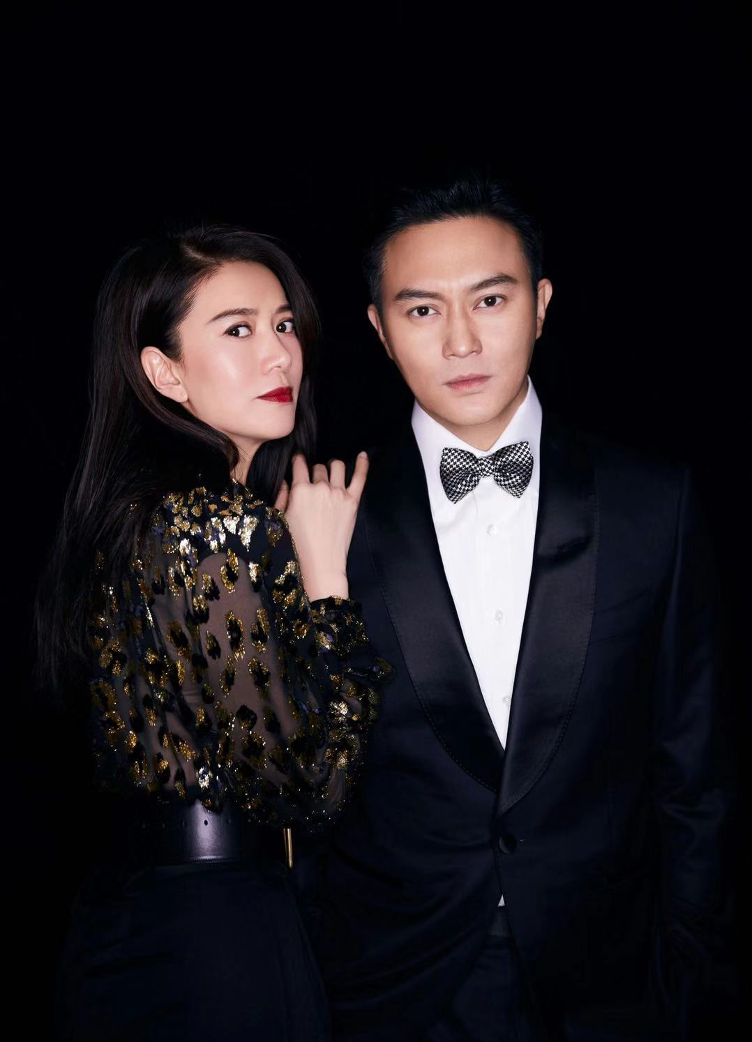 袁咏仪张智霖出席品牌活动 夫妻暖笑互动状态惹人羡慕