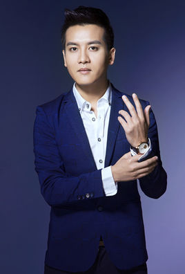 遵义李菓,1985年10月20日出生于贵州遵义 ,中国流行乐男歌手,词曲创作