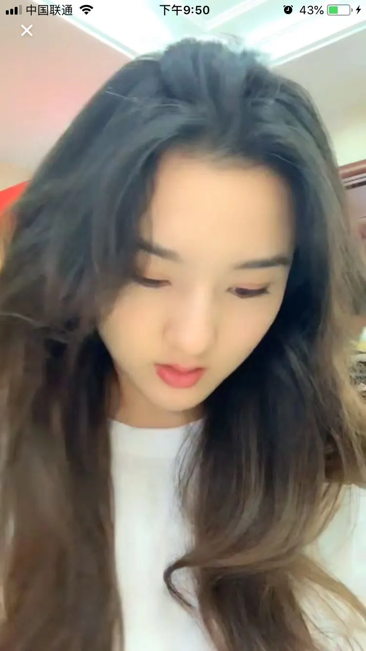 宋祖儿分享美妆“小心机”  发量惊人惹网友羡慕 4.jpg