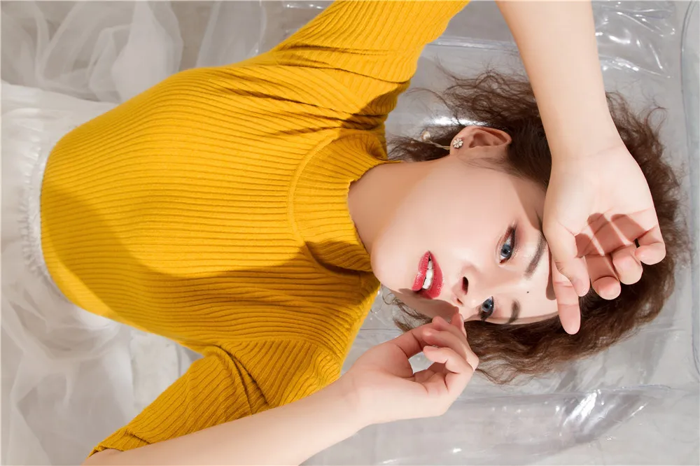 靳薇拉糖果色写真超治愈  (1).JPG