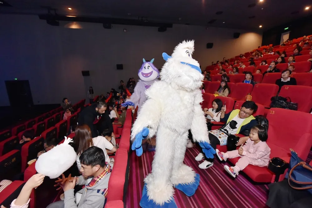 Snow monster joy turns up in movie hall. JPG