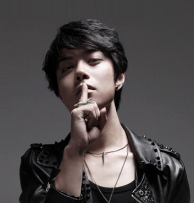 单色凌个人资料-单色凌明星关系图谱-- - 明星 - 星关系