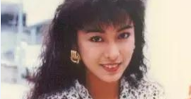 她被称“神级美魔女”与男友相恋26年未嫁 后为男友守寡8年