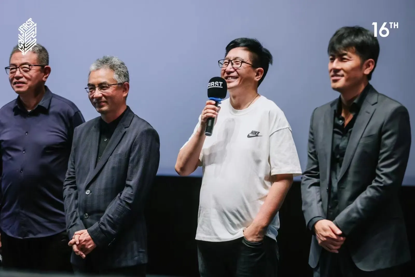 （从左至右）监制北京电影学院导演系教授侯克明、监制万玛才旦、制片人王磊、主演王铮.jpg
