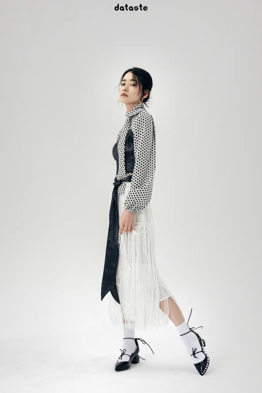 1柴碧云 恬静优雅.jpg