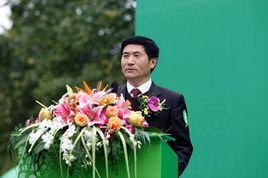 徐震