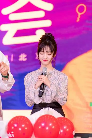  Shen Yue 生日会许愿.jpg