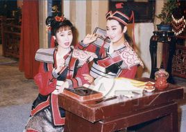 周雅芳