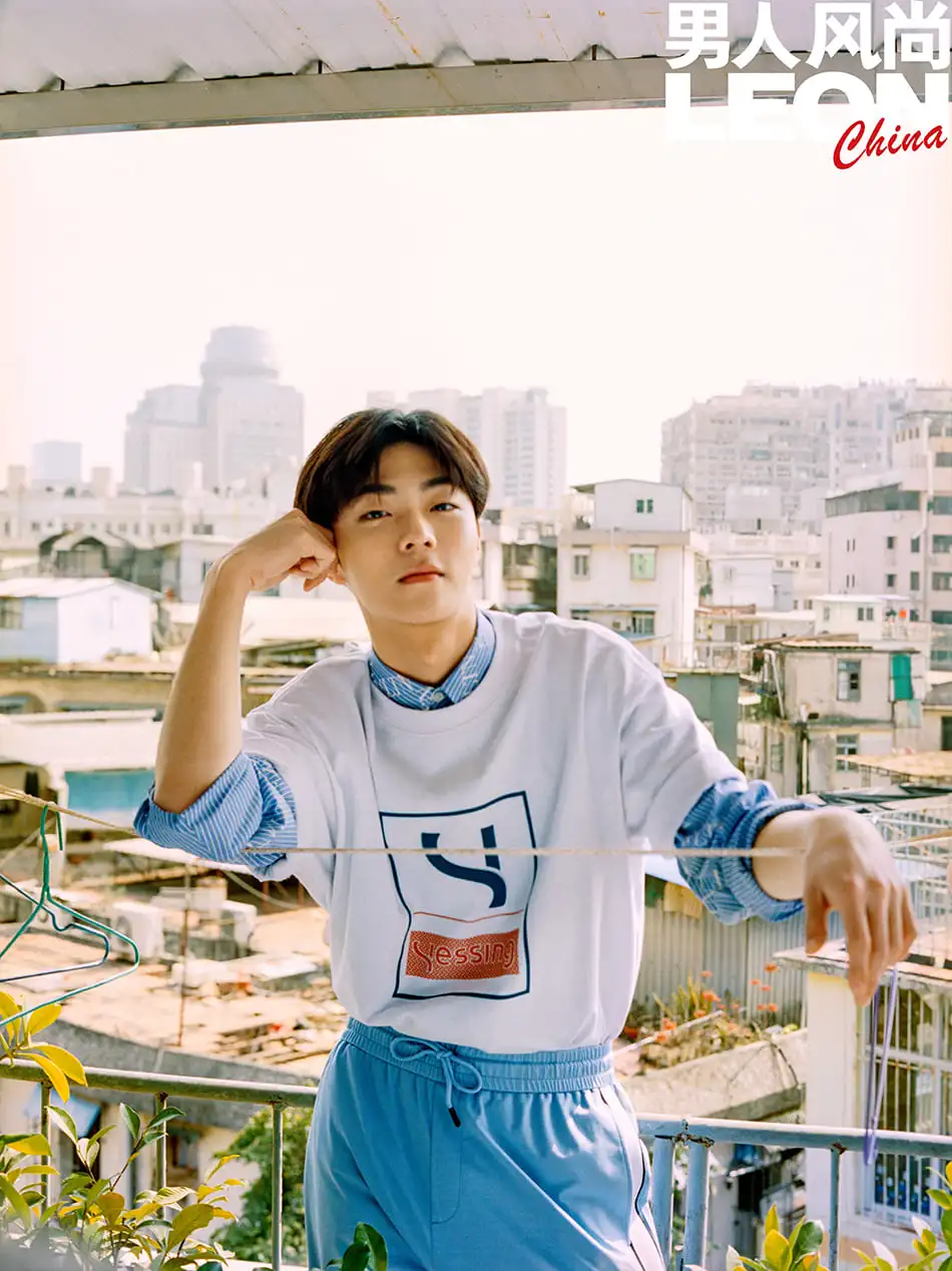 陈立农 盎然明媚向阳而立.jpg