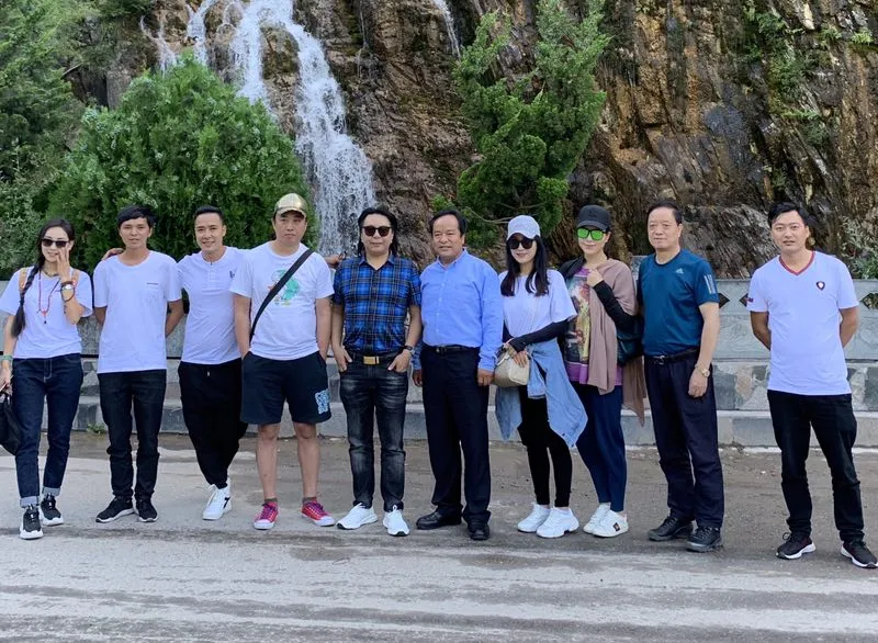 索南扎西全国爱心公益演出 (3).jpg