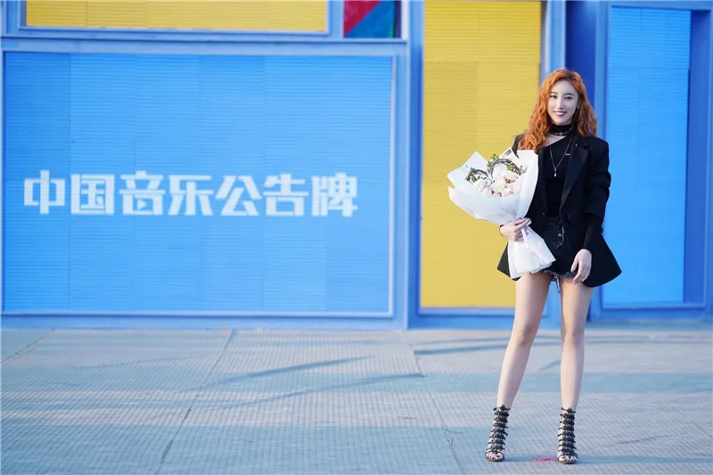 许靖韵亮相《中国音乐公告牌》