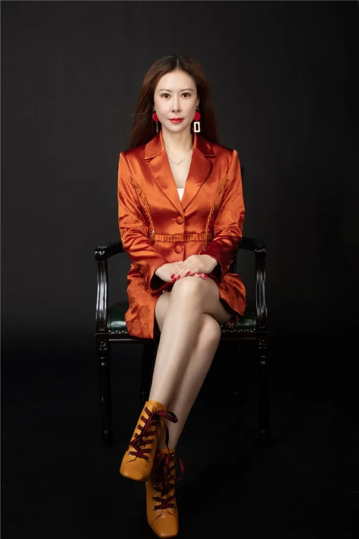 情心金秋知情優雅寫真曝光 成秋日最美風景線 (3).jpg 情心金秋知情優雅寫真曝光 成秋日最美風景線 (3).jpg